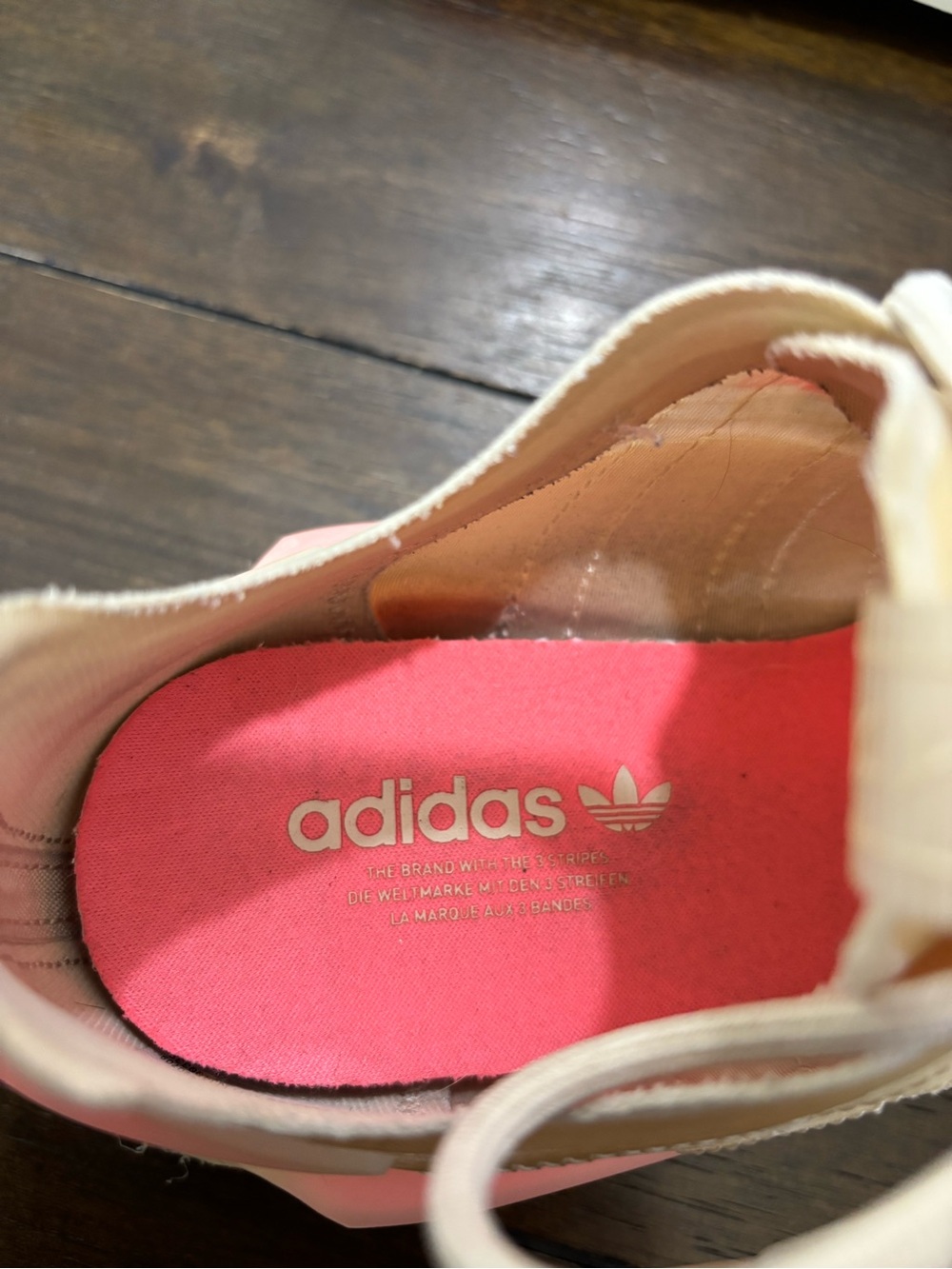 Adidas NMD_V3 Wonder White Pink Boost Sneakers Women’s Size 7 GX5785 - Picture 8 of 14